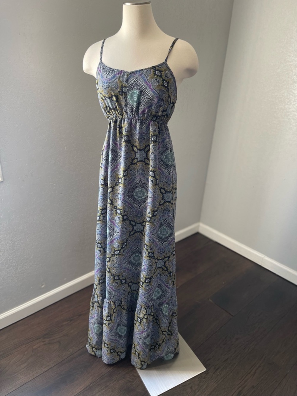 O'Neill Paisley Maxi Dress in‎ Lavender and Teal